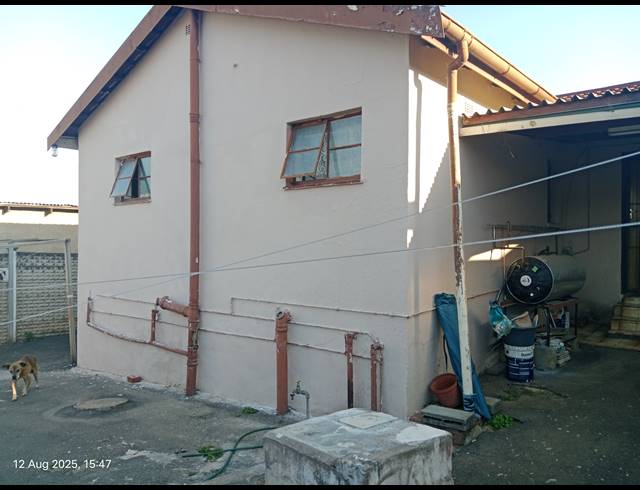 4 BEDROOM FREESTANDING FOR SALE IN NEWHOLME